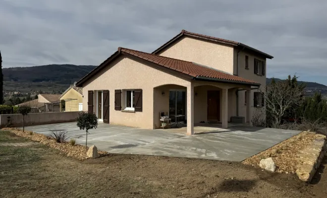 Réalisation d’une dalle béton à Vourles , Mornant, Hugot Paysage