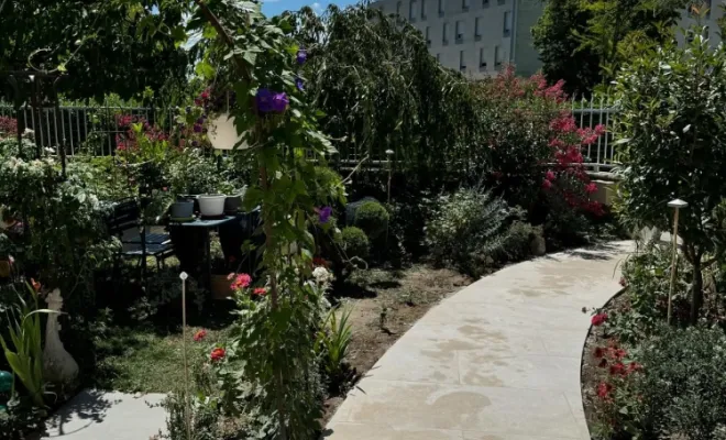 Réfection d’une terrasse en dalle grès cérame « astrum ivory » 60x120 à Mornant, Mornant, Hugot Paysage