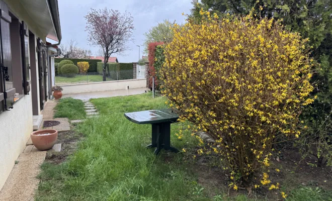 Aménagement d’une terrasse à saint Genis Laval , Mornant, Hugot Paysage